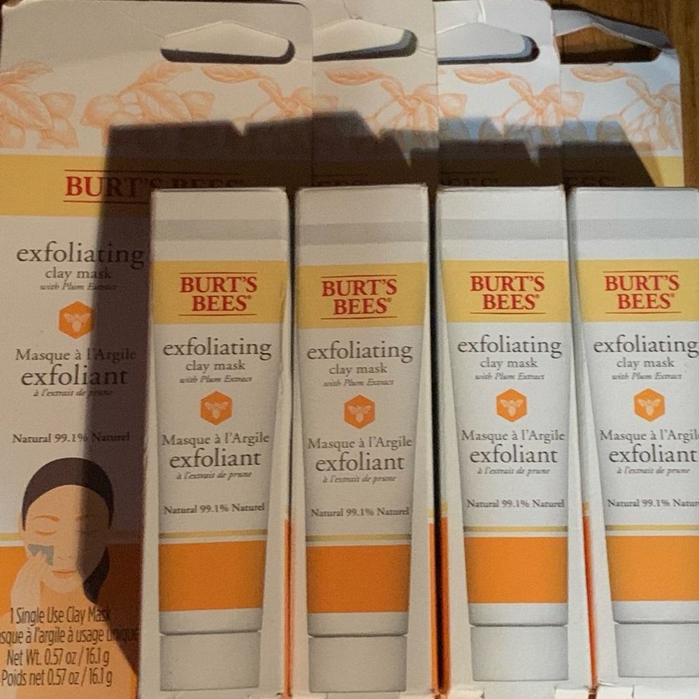BNWT Burt's Bees Exfoliating Clay Mask with Plum Extract ( x 4) - Discontinued